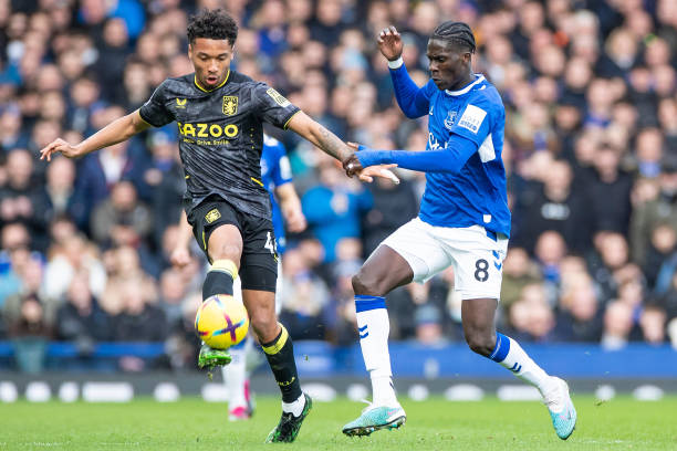 霍伊伦的租 霍伊伦的租